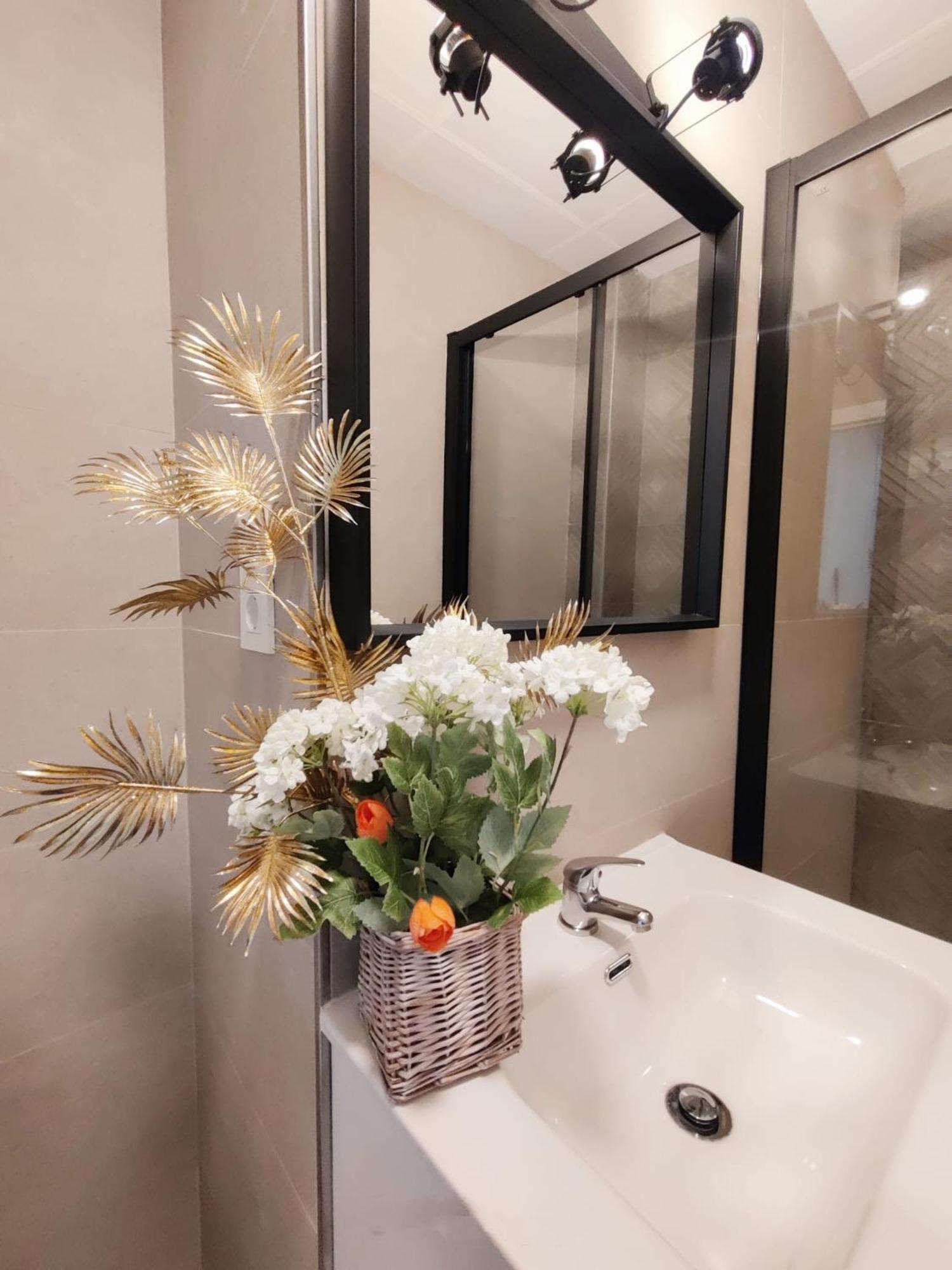 Apartament El Perchel Malaga Centro Zewnętrze zdjęcie
